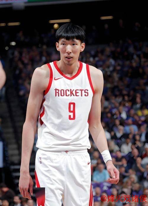 6年后中国球员再登NBA舞台,前一位是火箭队周琦 6年后中国球员再登NBA舞台,前一位是火箭队周琦