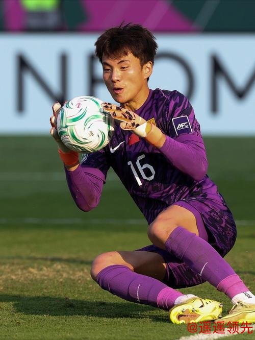 视频丨力保U23国足闯入亚洲杯四强 李昊扑救集锦